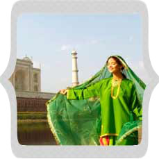 Day at Taj Mahal
